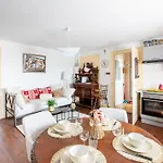 Ganzaliesele, Ideal Escapade A Deux, Vue Vosges, Gare A 2 Minutes A Pied, Centre Historique De Colmar, Lumineux Et Calme, Arrivee Autonome Apartment